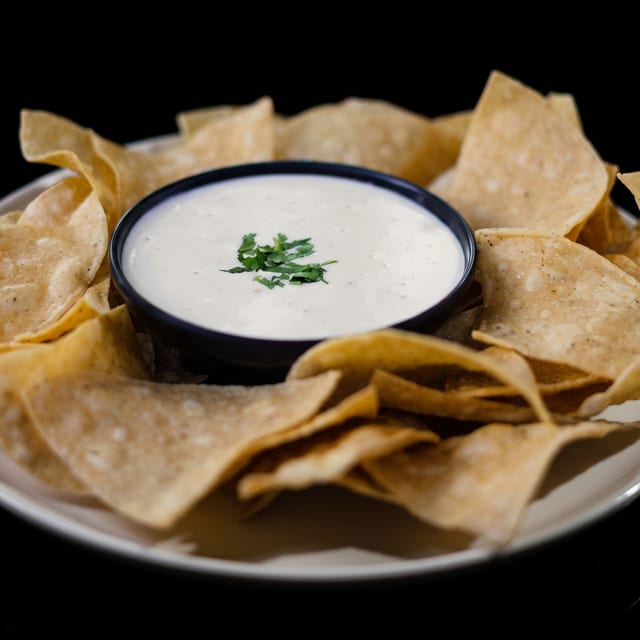 Queso & Chips.